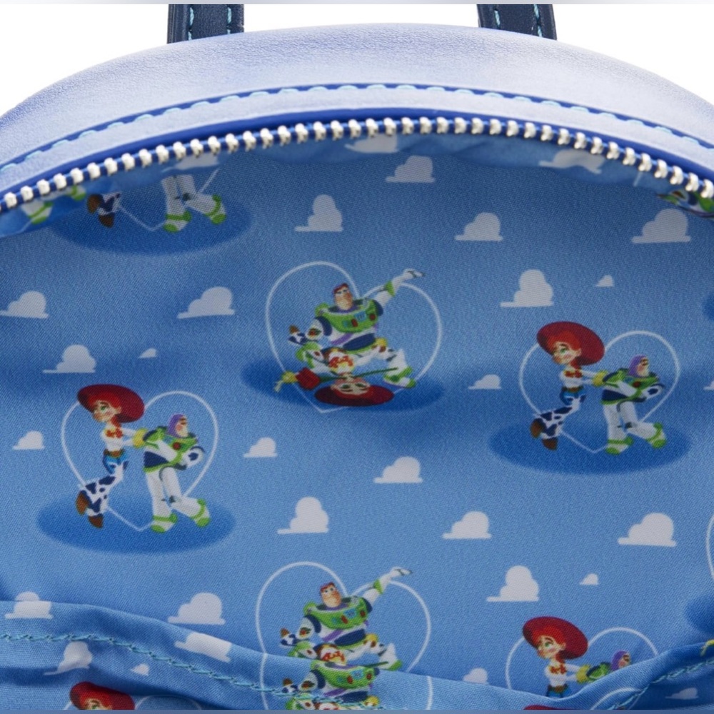 Toy story loungefly NEW with tags Disney backpack - Picture 5 of 6